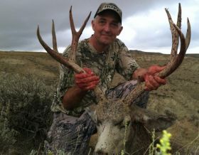 mule deer hunts whitetail deer hunts wy